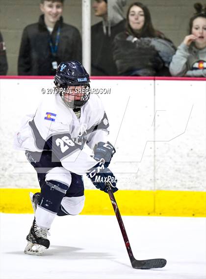 Thumbnail 2 in Valor Christian vs. Ralston Valley (CHSAA 5A 2nd Round Playoff) photogallery.