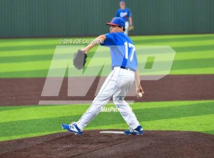 Thumbnail 2 in Reagan [Ronald] vs Westlake (UIL 6A Regional Quarterfinals) photogallery.