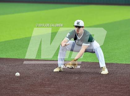 Thumbnail 1 in Reagan [Ronald] vs Westlake (UIL 6A Regional Quarterfinals) photogallery.