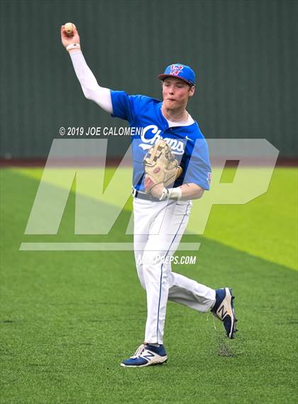 Thumbnail 1 in Reagan [Ronald] vs Westlake (UIL 6A Regional Quarterfinals) photogallery.