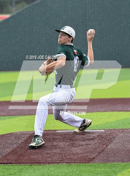 Thumbnail 2 in Reagan [Ronald] vs Westlake (UIL 6A Regional Quarterfinals) photogallery.