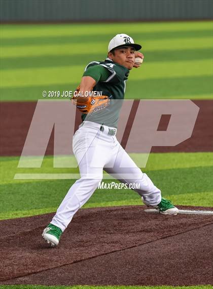 Thumbnail 2 in Reagan [Ronald] vs Westlake (UIL 6A Regional Quarterfinals) photogallery.