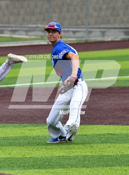 Thumbnail 3 in Reagan [Ronald] vs Westlake (UIL 6A Regional Quarterfinals) photogallery.