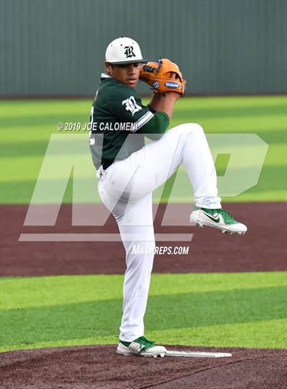 Thumbnail 3 in Reagan [Ronald] vs Westlake (UIL 6A Regional Quarterfinals) photogallery.