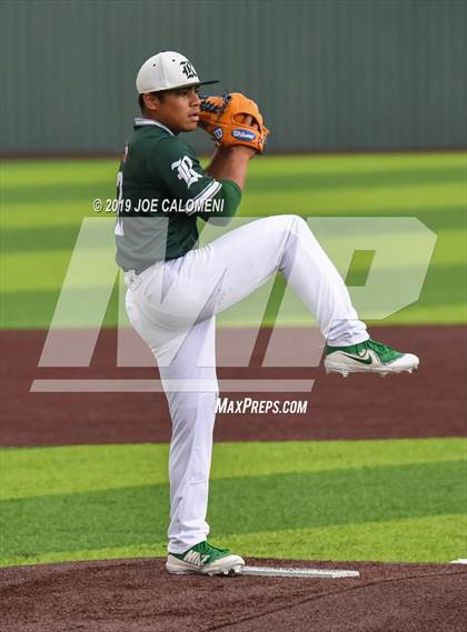 Thumbnail 2 in Reagan [Ronald] vs Westlake (UIL 6A Regional Quarterfinals) photogallery.