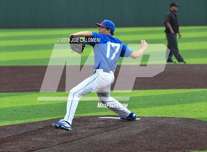 Thumbnail 3 in Reagan [Ronald] vs Westlake (UIL 6A Regional Quarterfinals) photogallery.