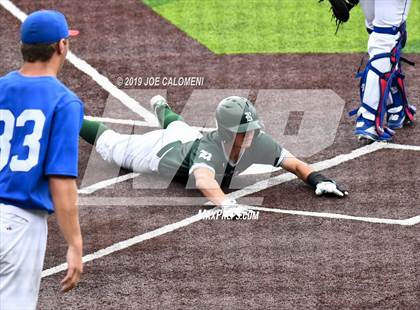 Thumbnail 1 in Reagan [Ronald] vs Westlake (UIL 6A Regional Quarterfinals) photogallery.