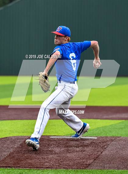 Thumbnail 2 in Reagan [Ronald] vs Westlake (UIL 6A Regional Quarterfinals) photogallery.