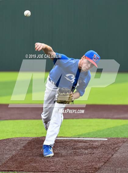 Thumbnail 1 in Reagan [Ronald] vs Westlake (UIL 6A Regional Quarterfinals) photogallery.