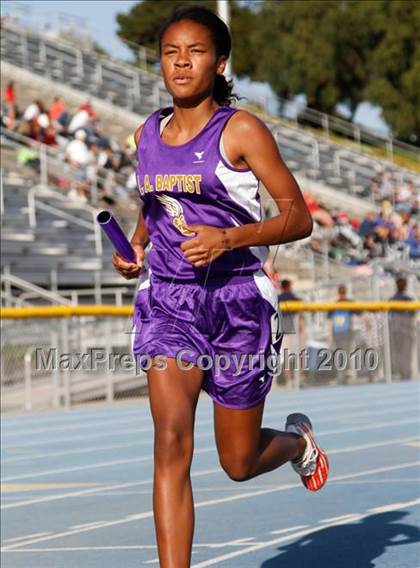 Thumbnail 3 in Camarillo Classic (4x800m Girls) photogallery.