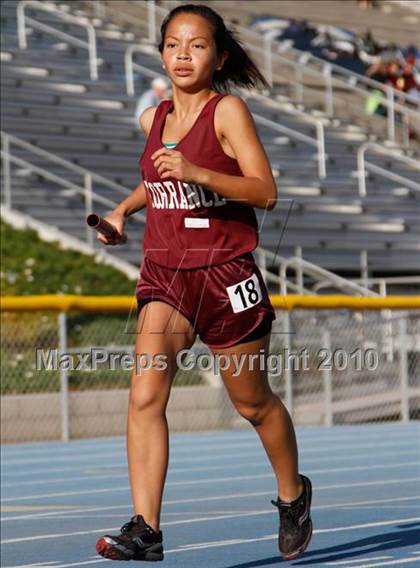 Thumbnail 3 in Camarillo Classic (4x800m Girls) photogallery.