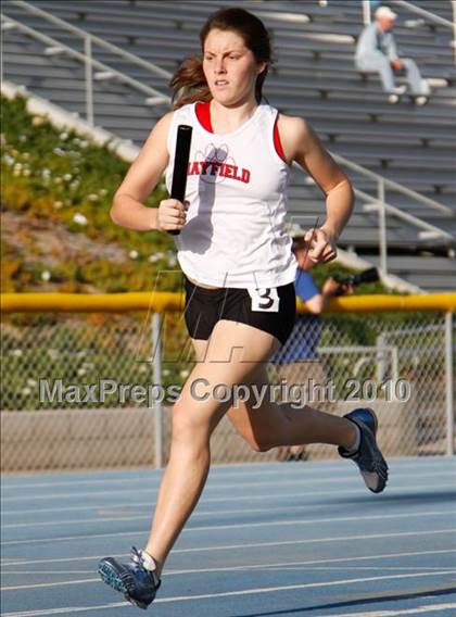 Thumbnail 1 in Camarillo Classic (4x800m Girls) photogallery.