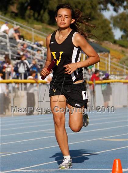 Thumbnail 1 in Camarillo Classic (4x800m Girls) photogallery.