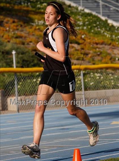 Thumbnail 1 in Camarillo Classic (4x800m Girls) photogallery.