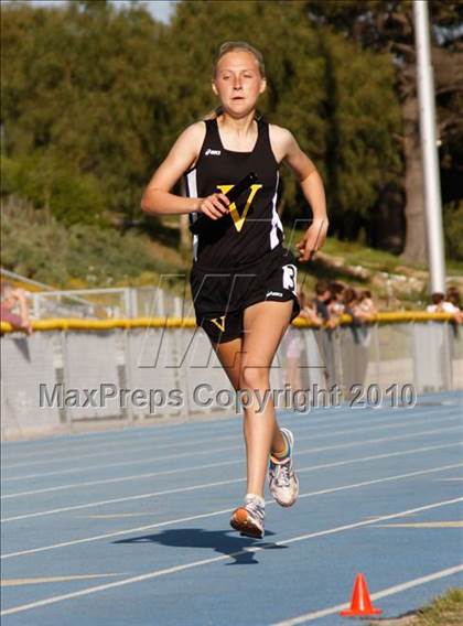 Thumbnail 3 in Camarillo Classic (4x800m Girls) photogallery.