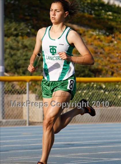 Thumbnail 3 in Camarillo Classic (4x800m Girls) photogallery.