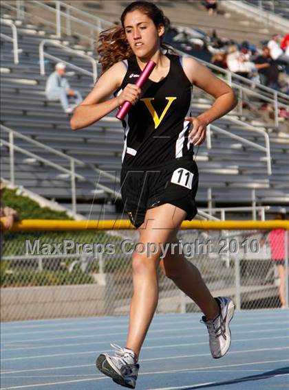 Thumbnail 3 in Camarillo Classic (4x800m Girls) photogallery.