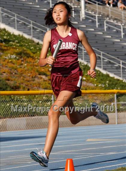 Thumbnail 3 in Camarillo Classic (4x800m Girls) photogallery.