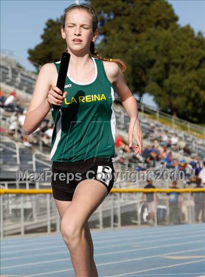 Thumbnail 3 in Camarillo Classic (4x800m Girls) photogallery.