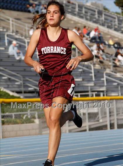 Thumbnail 3 in Camarillo Classic (4x800m Girls) photogallery.