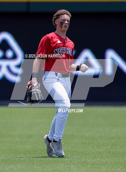 Thumbnail 1 in New Home vs. Centerville (UIL Baseball 2A D1 Final) photogallery.