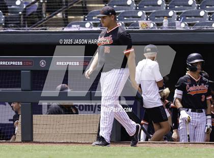 Thumbnail 1 in New Home vs. Centerville (UIL Baseball 2A D1 Final) photogallery.