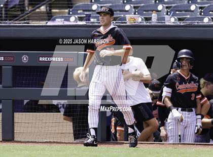 Thumbnail 3 in New Home vs. Centerville (UIL Baseball 2A D1 Final) photogallery.