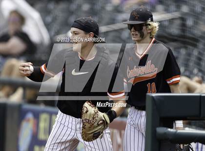 Thumbnail 3 in New Home vs. Centerville (UIL Baseball 2A D1 Final) photogallery.