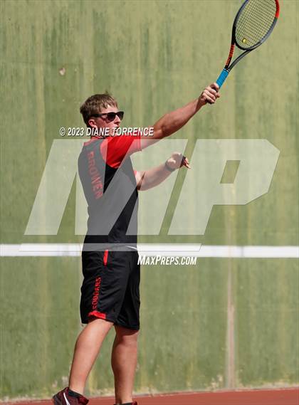 Thumbnail 3 in Coronado vs Palmer Ridge (CHSAA 4A Round 1) photogallery.