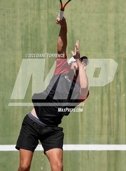 Thumbnail 2 in Coronado vs Palmer Ridge (CHSAA 4A Round 1) photogallery.