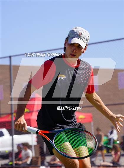 Thumbnail 3 in Coronado vs Palmer Ridge (CHSAA 4A Round 1) photogallery.