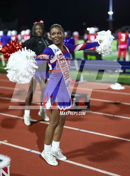 Thumbnail 2 in Patriot @ Gar-Field photogallery.