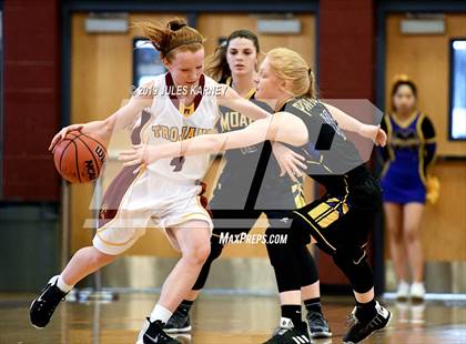 Thumbnail 1 in Pahrump Valley vs Moapa Valley (NIAA 3A Semifinal) photogallery.