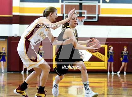 Thumbnail 3 in Pahrump Valley vs Moapa Valley (NIAA 3A Semifinal) photogallery.
