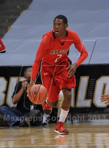Thumbnail 1 in Denver East vs. Eaglecrest (CHSAA 5A Final) photogallery.
