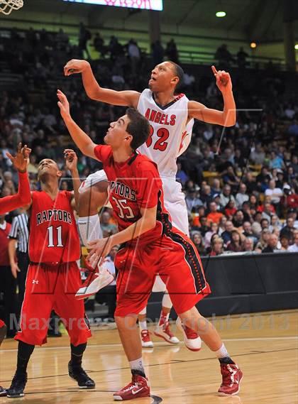 Thumbnail 1 in Denver East vs. Eaglecrest (CHSAA 5A Final) photogallery.