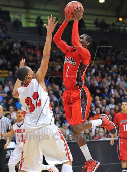 Thumbnail 3 in Denver East vs. Eaglecrest (CHSAA 5A Final) photogallery.