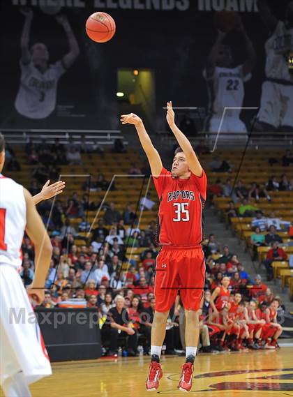 Thumbnail 3 in Denver East vs. Eaglecrest (CHSAA 5A Final) photogallery.