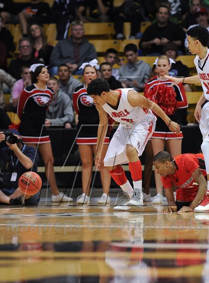 Thumbnail 1 in Denver East vs. Eaglecrest (CHSAA 5A Final) photogallery.