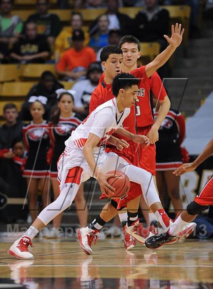 Thumbnail 1 in Denver East vs. Eaglecrest (CHSAA 5A Final) photogallery.