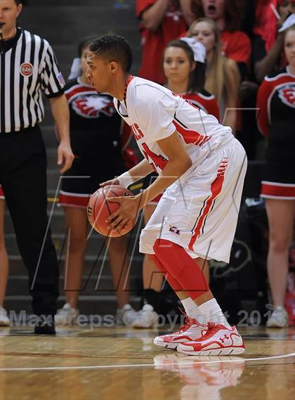 Thumbnail 3 in Denver East vs. Eaglecrest (CHSAA 5A Final) photogallery.