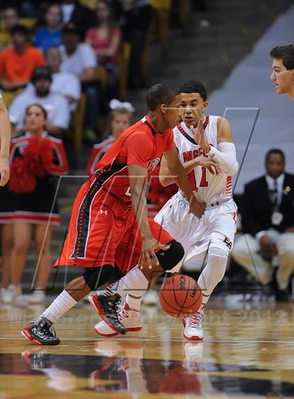 Thumbnail 1 in Denver East vs. Eaglecrest (CHSAA 5A Final) photogallery.