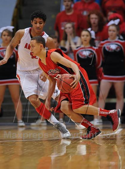Thumbnail 2 in Denver East vs. Eaglecrest (CHSAA 5A Final) photogallery.