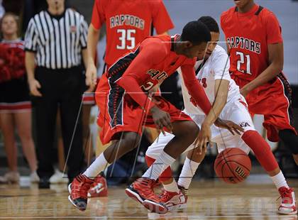 Thumbnail 1 in Denver East vs. Eaglecrest (CHSAA 5A Final) photogallery.