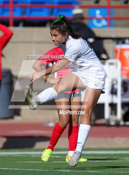 Thumbnail 3 in Arlington vs. Horn (Duncanville Classic) photogallery.