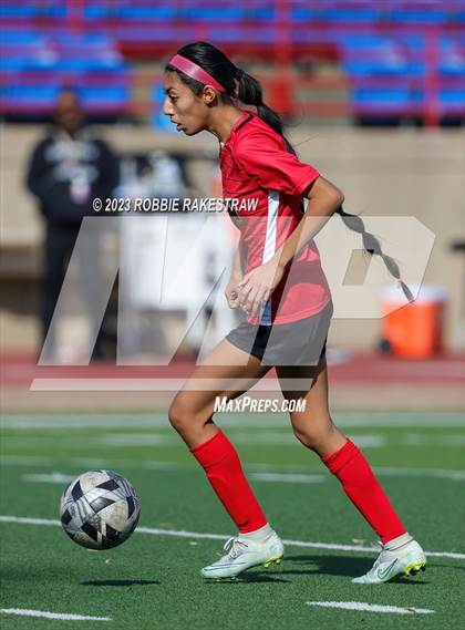Thumbnail 2 in Arlington vs. Horn (Duncanville Classic) photogallery.