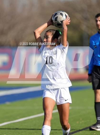 Thumbnail 1 in Arlington vs. Horn (Duncanville Classic) photogallery.