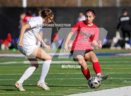 Thumbnail 3 in Arlington vs. Horn (Duncanville Classic) photogallery.