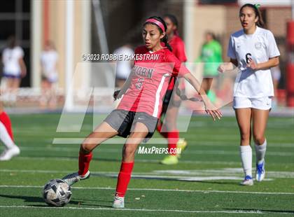 Thumbnail 1 in Arlington vs. Horn (Duncanville Classic) photogallery.