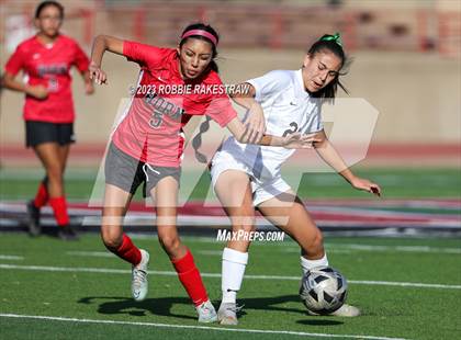 Thumbnail 3 in Arlington vs. Horn (Duncanville Classic) photogallery.